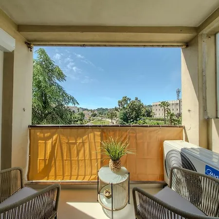3 Bedrooms, Air Conditioning, Parking In * 戛纳