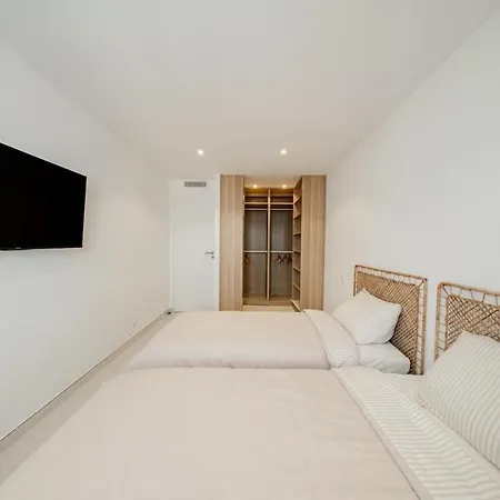 公寓 3 Bedrooms, Air Conditioning, Parking In